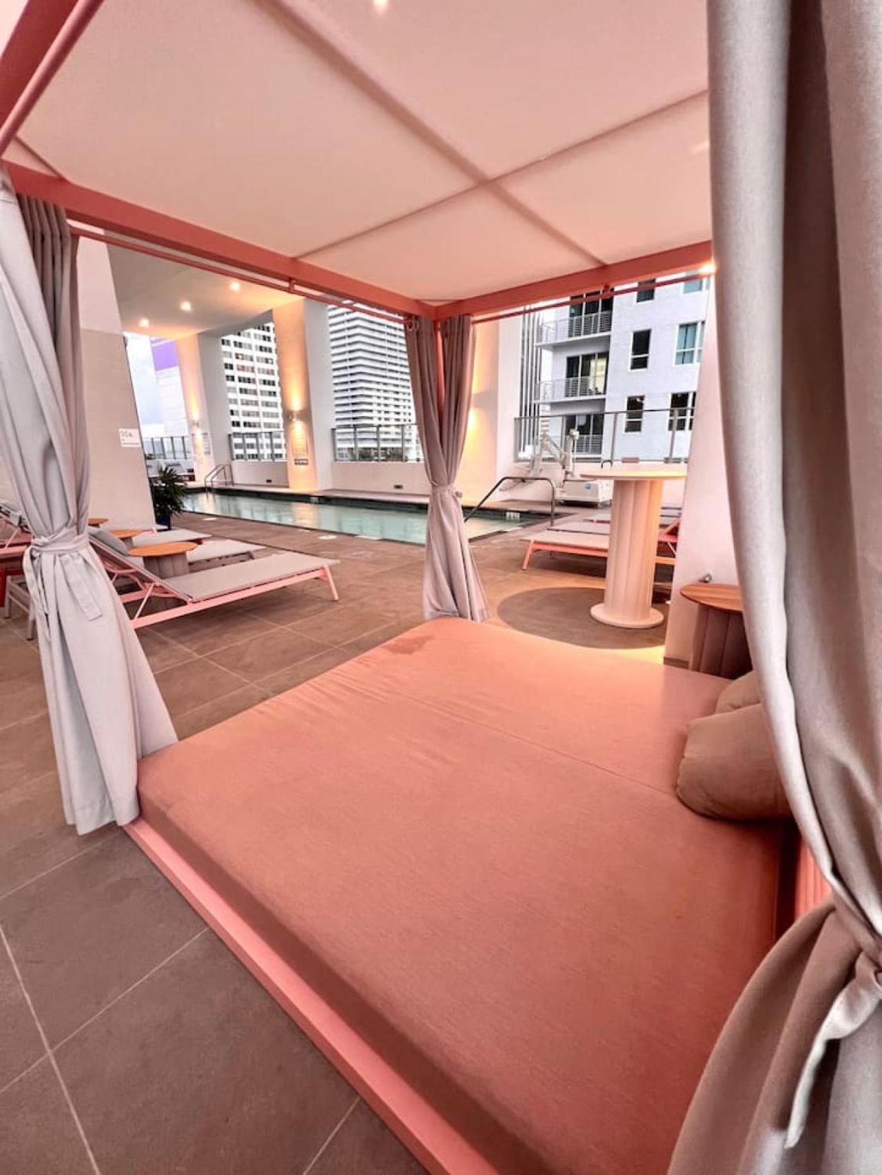 Сasa de vacaciones Ocean View Entire In Downtown With Pool And Gym